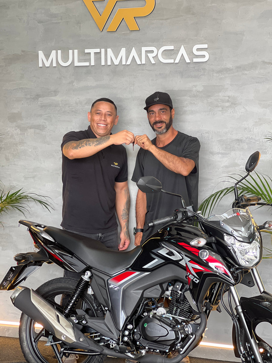 Mais que uma moto: liberdade entregue em mãos.